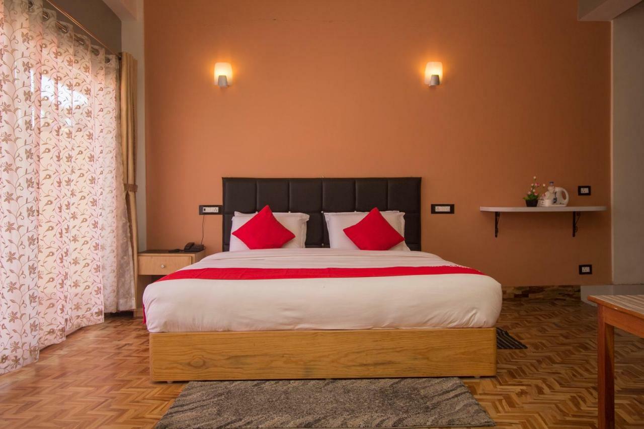 The Pelling Resort Extérieur photo