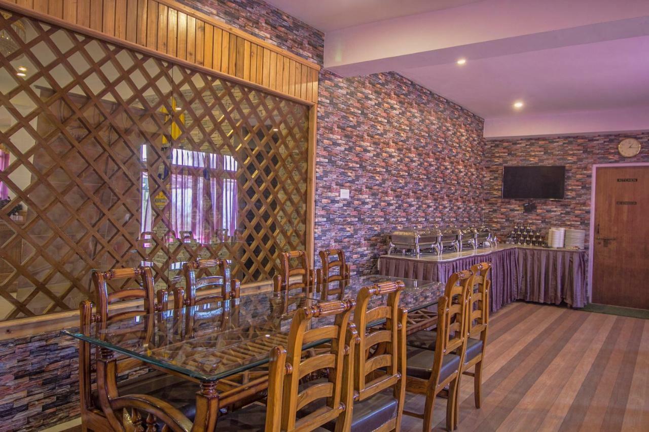 The Pelling Resort Extérieur photo