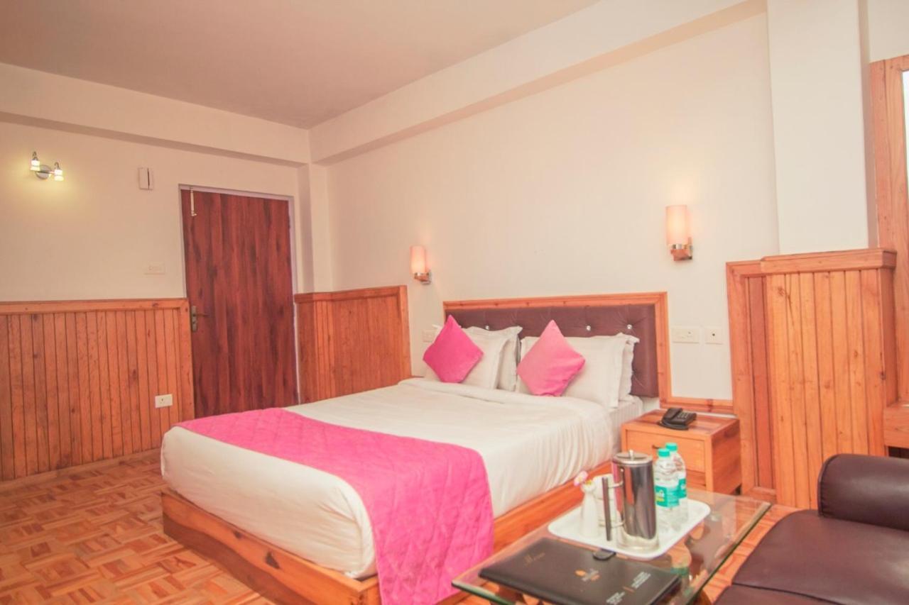 The Pelling Resort Extérieur photo